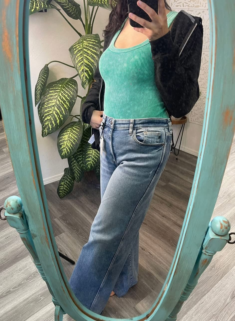 Judy Blue Vintage Wash Wide Leg Jeans